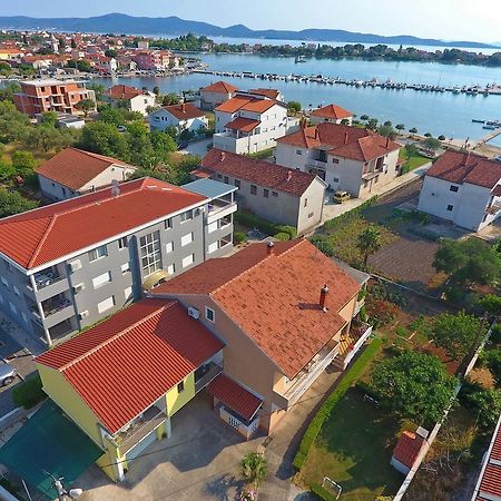 Sukošan Apartments Lena מראה חיצוני תמונה