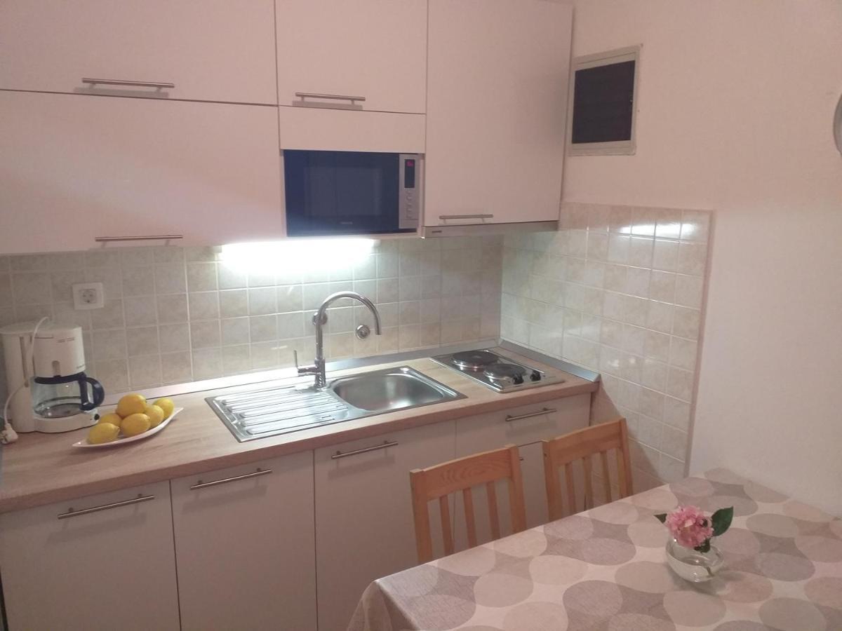 Sukošan Apartments Lena מראה חיצוני תמונה