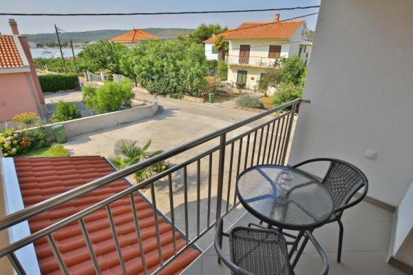 Sukošan Apartments Lena מראה חיצוני תמונה