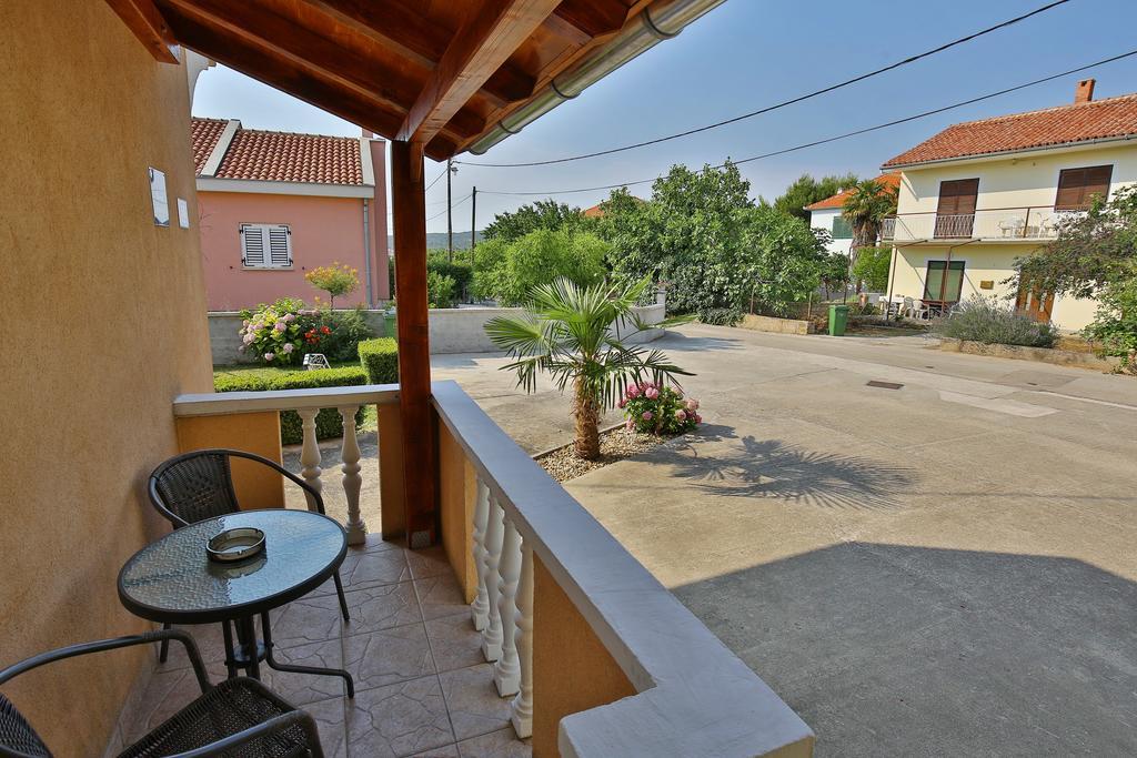 Sukošan Apartments Lena מראה חיצוני תמונה