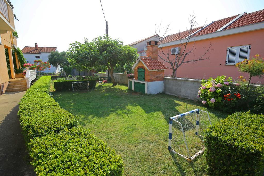 Sukošan Apartments Lena מראה חיצוני תמונה